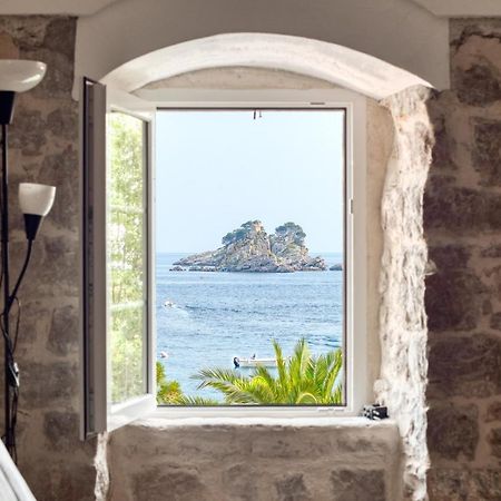 Sm Beach Residence Petrovac Luaran gambar