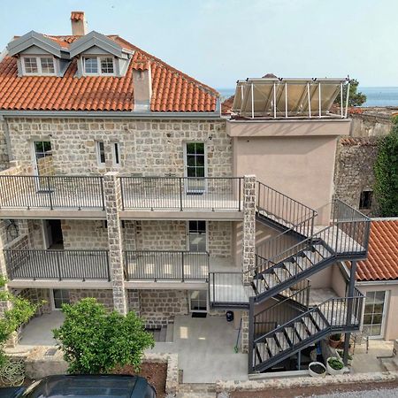 Sm Beach Residence Petrovac Luaran gambar
