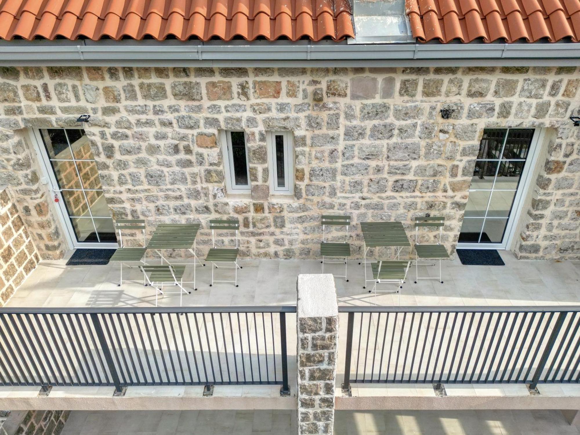 Sm Beach Residence Petrovac Luaran gambar