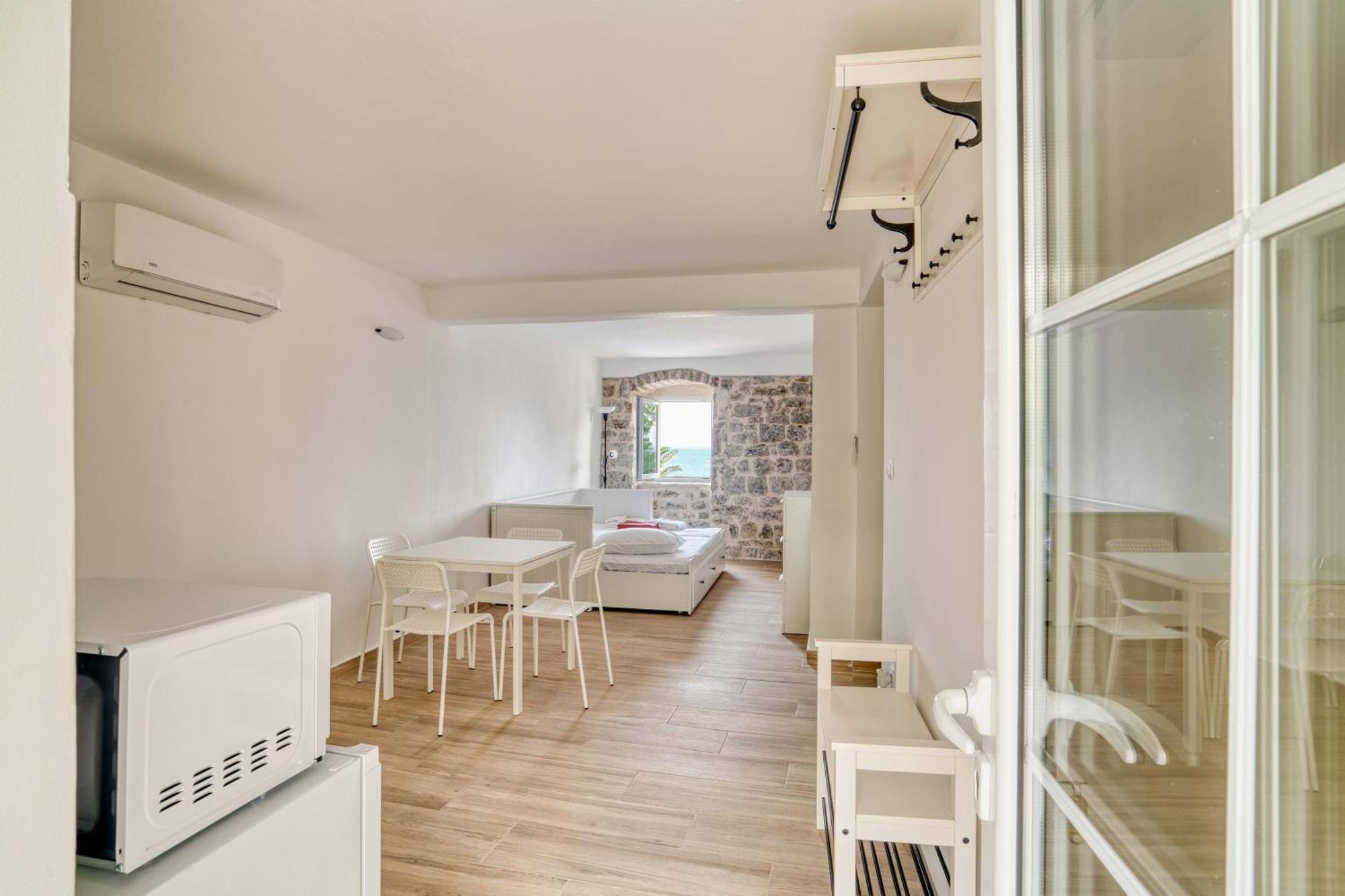 Sm Beach Residence Petrovac Luaran gambar